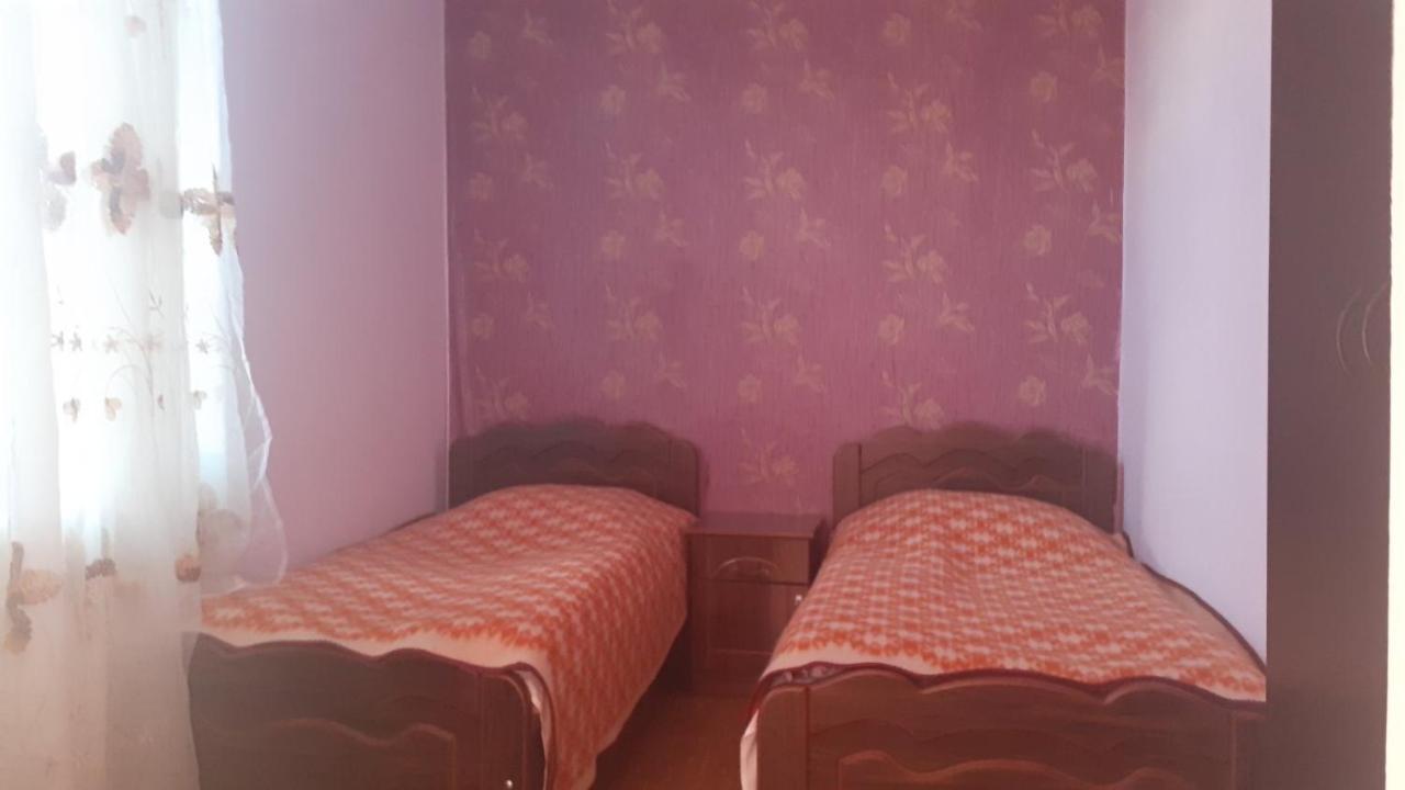 Chveni Ezo Hotell Ambrolauri Eksteriør bilde