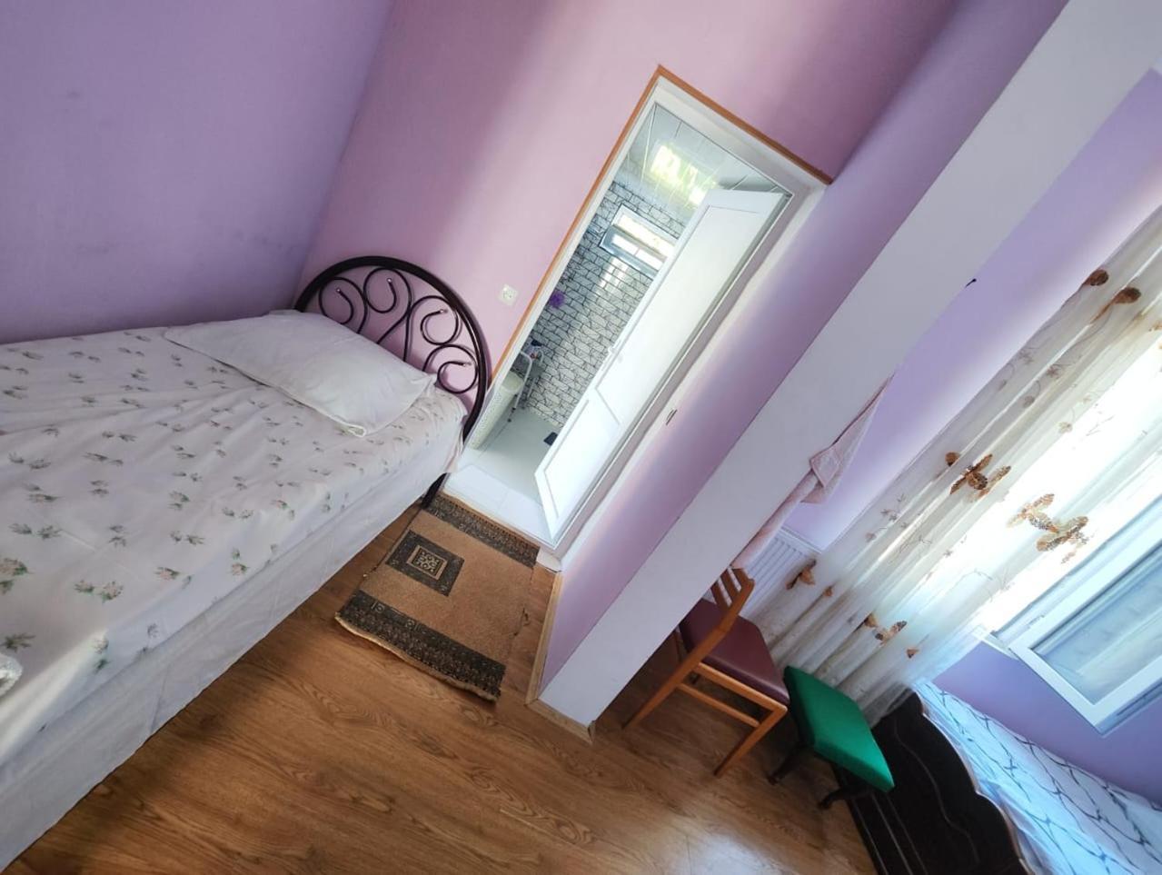 Chveni Ezo Hotell Ambrolauri Eksteriør bilde