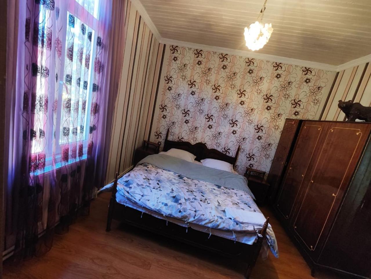 Chveni Ezo Hotell Ambrolauri Eksteriør bilde