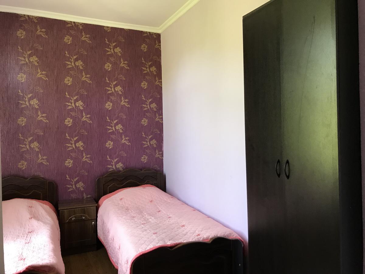 Chveni Ezo Hotell Ambrolauri Eksteriør bilde